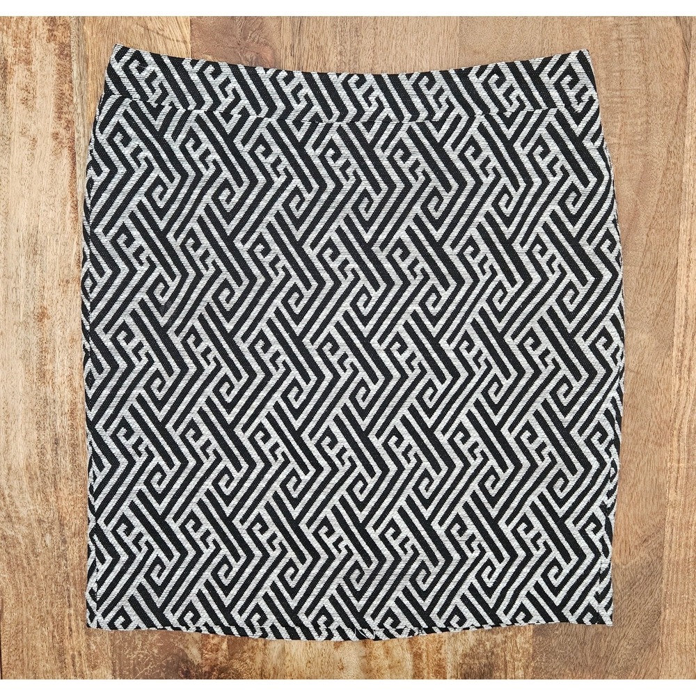 Ann Taylor Pencil Skirt Women 18 Black White Geometric Maze Modern Mod Chic